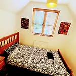 Detached House With Gated Parking In Whalley Range, Near Centre Manchester