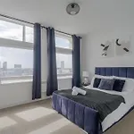 Opulent Skyline *