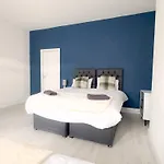 5bdr | Tram Access|free St Parking Hébergement de vacances