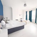 5bdr | Tram Access|free St Parking Hébergement de vacances