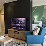 Luxury In Centre Breathtaking View شقة مانشستر