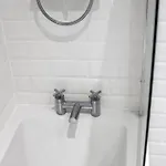 Stunning 2 Bed Near Etihad Apartment *