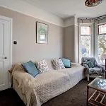 Casa de Férias Spacious Victorian Family In Stretford - Pass The Keys Manchester