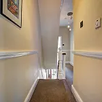 Spacious Victorian Family In Stretford - Pass The Keys Holiday home