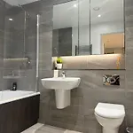 Modern Centre 2 Bedroom With Large Balcony