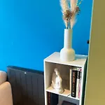 Appartement - Next To Ao Arena - With Parking