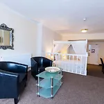 Britannia Centre Hotel 3*