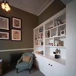 Eleven Didsbury Park 호텔 4*