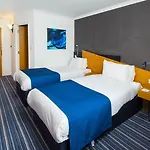 Hotel Express East By Ihg