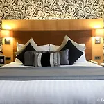 The Alan Hotel