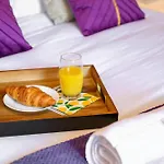 Semesterbostad Bright And Cosy 3-bedroom Near - Free Parking - Sleeps 6 *