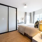 Luxe Life Quirky 2bed Daire *