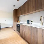 Luxe Life Quirky 2bed *