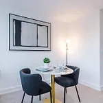 Appartement Stylish 1bed Fast Wi-fi Easy Access To *