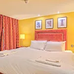 Airport By Dancenter Hotel 4*