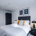 Luxury 1br Self Check-in 10mins To Centre * Manchester