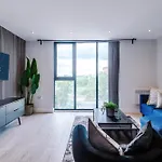 Luxury 1br Self Check-in 10mins To Centre Apartmán