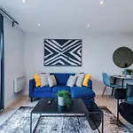 Luxury 1br Self Check-in 10mins To Centre Apartmán