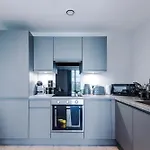 Luxury 1br Self Check-in 10mins To Centre