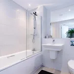 Apartament Stylish 1-bed Fast Wi-fi Easy Access To Manchester