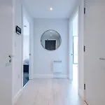 Stylish 1-bed Fast Wi-fi Easy Access To Apartament