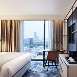 Hyatt Regency 4*