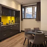 Roomzzz Victoria Appart hôtel 4*