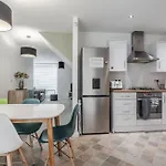 Casa vacanze Haven - Coop Live - Etihad - Sleeps 9 - Free Parking Manchester