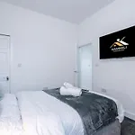 Kammili - 2bed House With Free Wifi & 15 Mins To Centre Prázdninový dům *