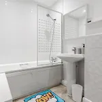 Haven - Coop Live - Etihad - Sleeps 9 - Free Parking Manchester