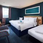 Travelodge Arena 3*