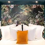 Hotel Yotel Deansgate 4*
