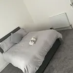 Denton House Дом отдыха