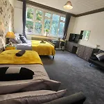 Luxury Free Wifi Old Trafford Quarto em Acomodações Particulares *