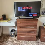 Luxury Free Wifi Old Trafford *