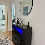 Stylish 2-bed By Cente