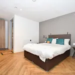 Lovely 3bed Flat In W Security Apartmán Manchester