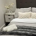 Stylish 2-bed By Cente