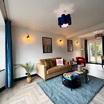 Family & Pet-friendly 5pp, Parking, 20 Min To Villa