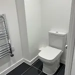 Joyful Group - Stylish 2 Bedroom Duplex With Sofa Bed In Salford M5 Apartment