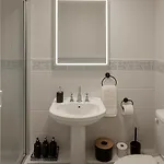 Elegant 4Br Pets Ok Driveway Sleeps 9