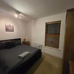 Cosy 2 Bedroom