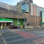 Hendham House - Near Etihad Stadium, Coop Live Arena, Ao Arena, Piccadilly Train Station & Centre Guest house 2*