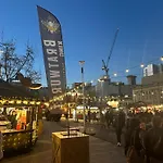 ゲストハウス Hendham House - Near Etihad Stadium, Coop Live Arena, Ao Arena, Piccadilly Train Station & Centre マンチェスター