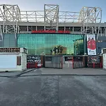 Hendham House - Near Etihad Stadium, Coop Live Arena, Ao Arena, Piccadilly Train Station & Centre Manchester