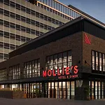 Mollie's 4*