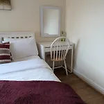 Appartement Entire 2 Bedroom Cosy Flat Near Centre