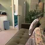 Chorlton Stylish & Convenient * Manchester