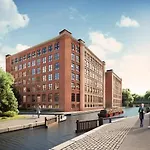 Chic Mill With Canal Views * مانشستر