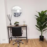 Spacious & Cosy In Lejlighed Manchester